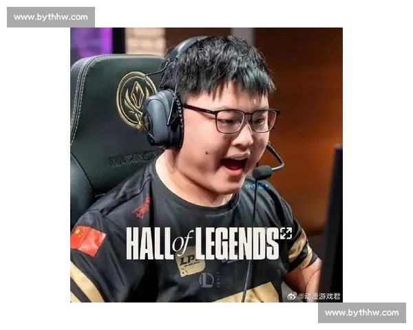 Uzi复出悬念迭起，粉丝泪奔：我们等你回家！